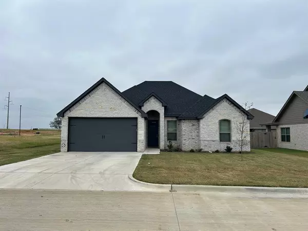 626 Violet Drive, Tolar, TX 76476