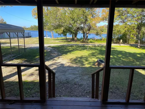 Teague, TX 75860,370 Club Lake