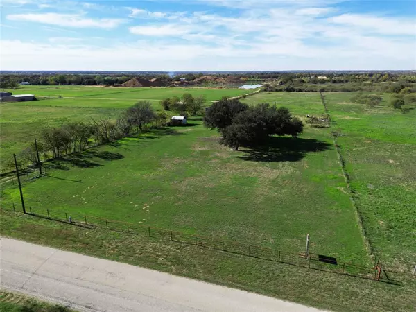 1300 Old Base Road, Aurora, TX 76078