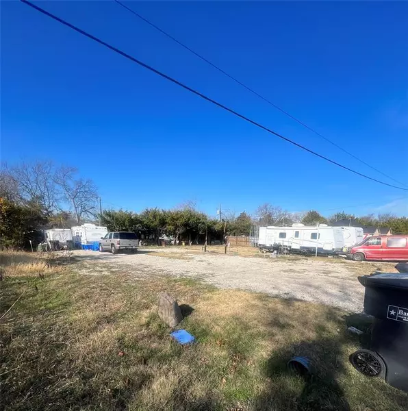 5728 County Road 919, Nevada, TX 75173