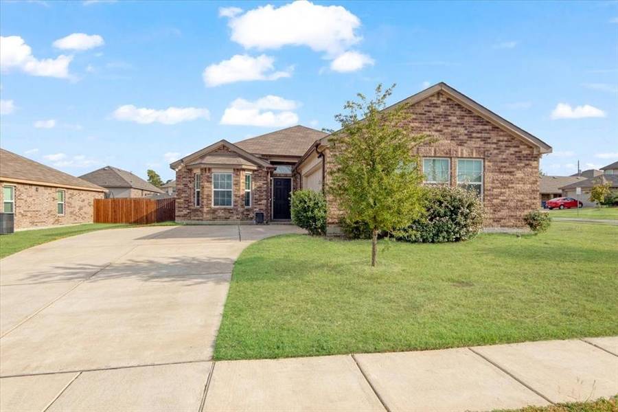 251 Christian Road, Ennis, TX 75119