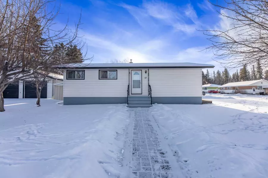 117 Dorin DR, Hinton, AB T7V 1B8