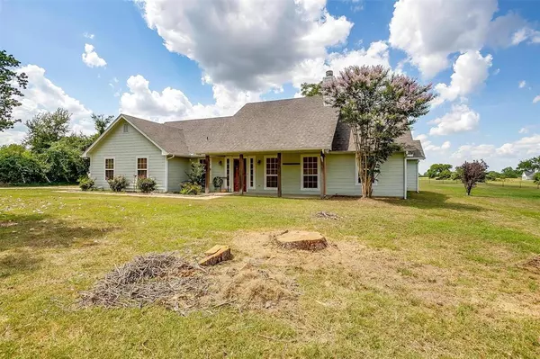 Joshua, TX 76058,229 Trailwood Drive