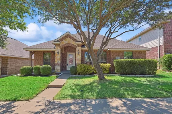 117 Brook Hollow Lane, Red Oak, TX 75154