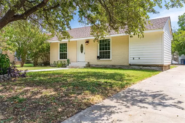 2606 Roanoke Avenue, Dallas, TX 75235