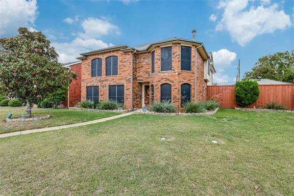 Wylie, TX 75098,821 Foxwood Lane