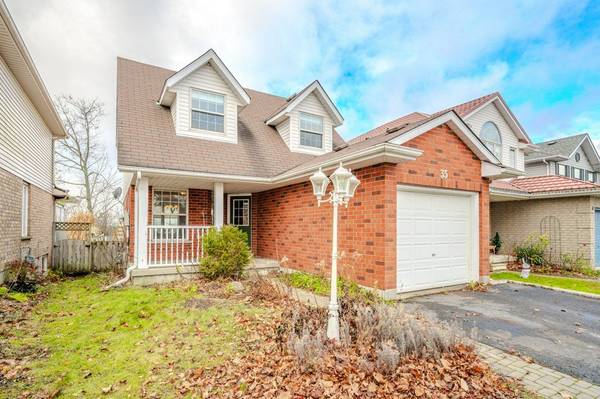 35 Waxwing CRES, Guelph, ON N1C 1E3