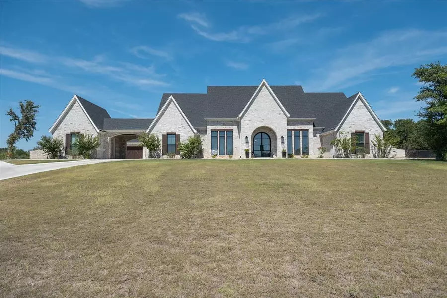 1239 Eagles Bluff Drive, Brock, TX 76087