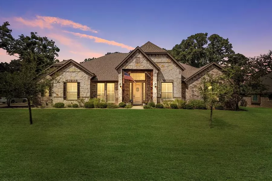 121 Dogwood Drive, Krugerville, TX 76227