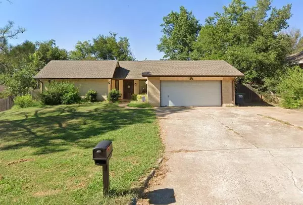 12 E Barnes Street, Shawnee, OK 74804