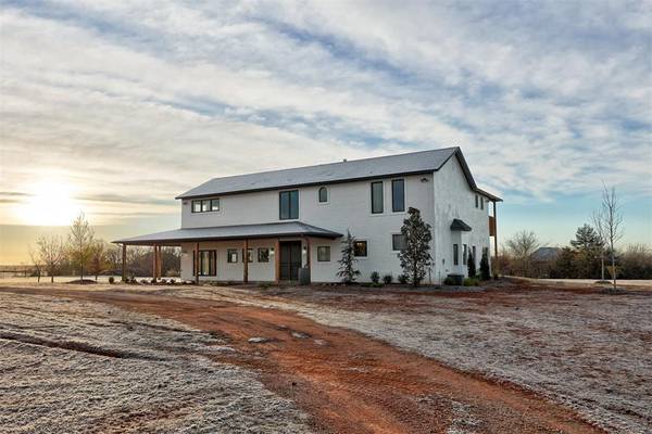 11555 W Industrial Road, Guthrie, OK 73044