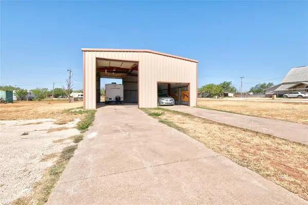 Anson, TX 79501,2002 Avenue L