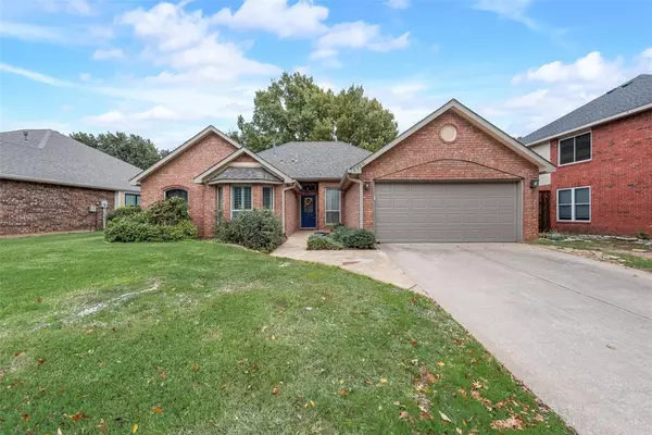 2908 Trailwood Lane, Flower Mound, TX 75028