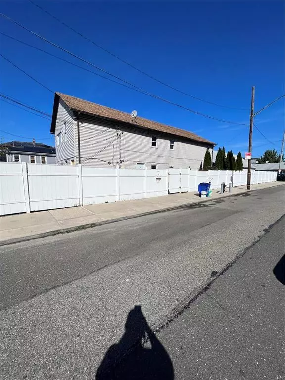 Rockaway Beach, NY 11693,304 Beach 89th ST