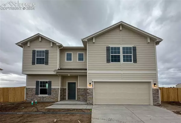 8102 Daelyn DR, Falcon, CO 80831