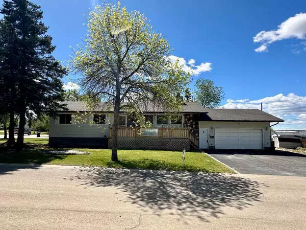 515 7 AVE, Beaverlodge, AB T0H0C0