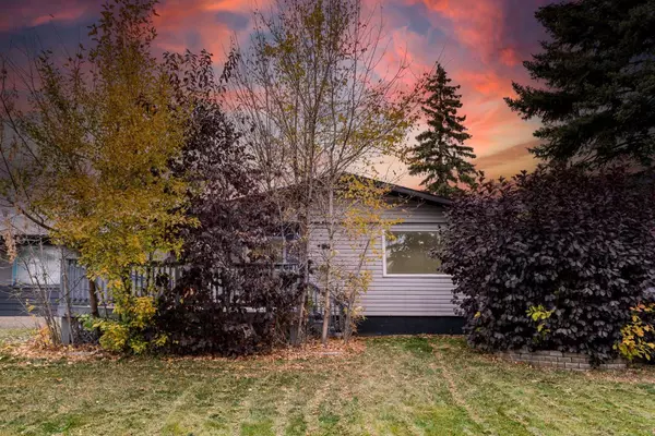 3431 32A AVE Southeast, Calgary, AB T2B0J8