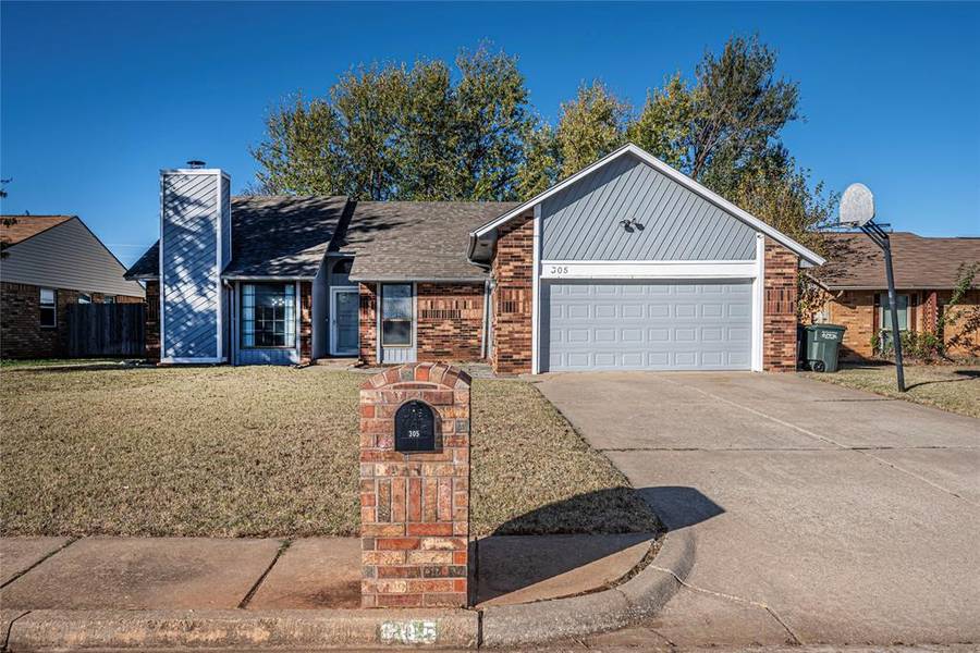 305 Bluegrass Lane, Edmond, OK 73003