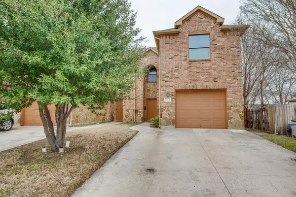 430 Woodgrove Drive #Unit B, Little Elm, TX 75068