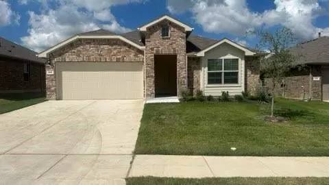 545 BRONZE Circle E, Springtown, TX 76082