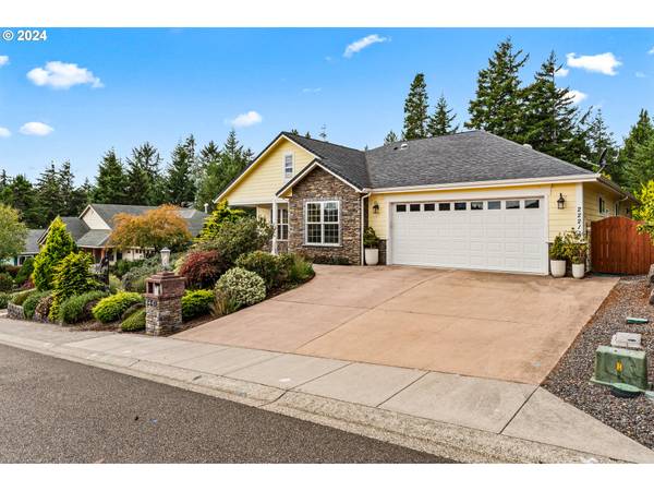 Florence, OR 97439,2221 PRIMROSE LN