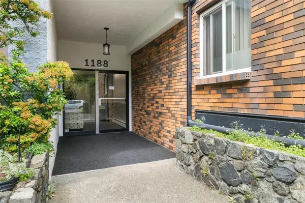 Victoria, BC V8V 3M8,1188 Yates St #406