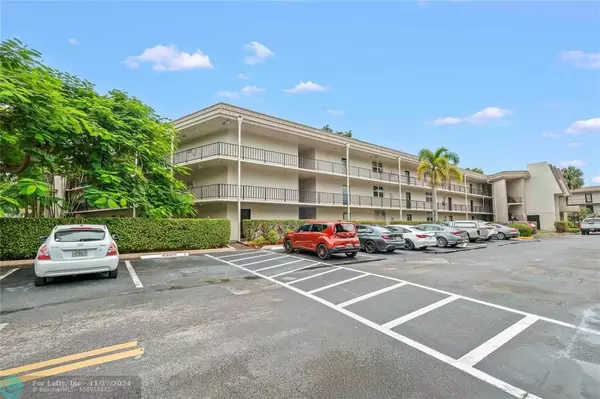 Tamarac, FL 33321,9300 Lime Bay Blvd  #302