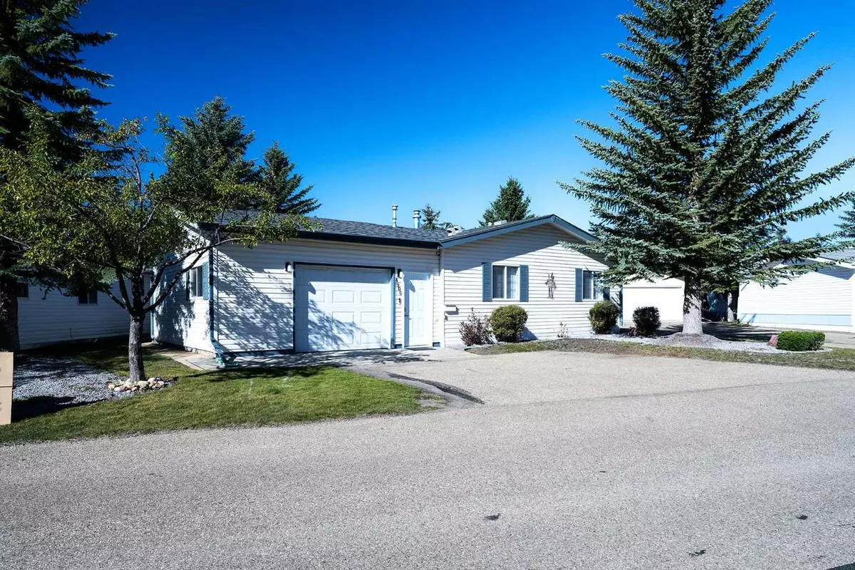 Red Deer, AB T4R 2Z8,4909 Dorchester AVE