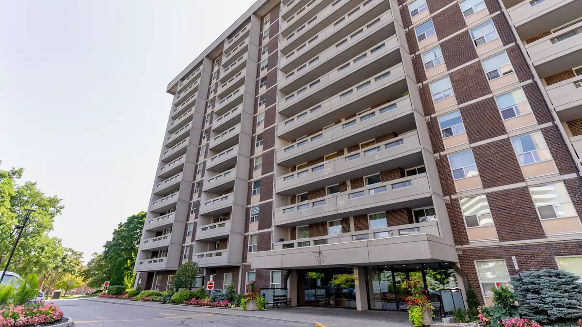 Markham, ON L3T 4T6,50 Inverlochy BLVD #1110