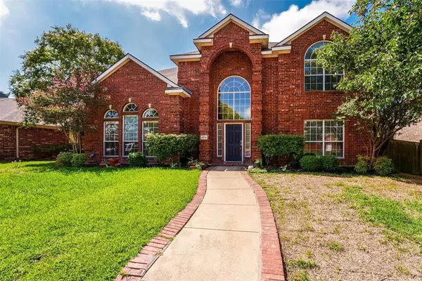 4214 Glistening Springs, Rowlett, TX 75088