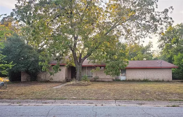 Teague, TX 75860,301 N 8th Avenue