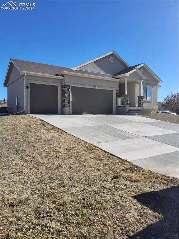 Pueblo, CO 81007,395 W Coral DR