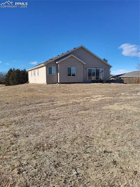 Pueblo, CO 81007,395 W Coral DR