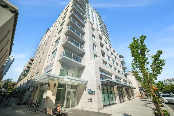 848 Yates St #1208, Victoria, BC V8W 0G2