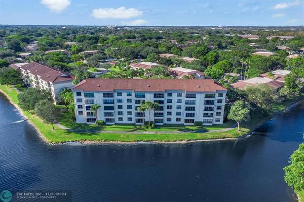 2907 Carambola Cir S  #203, Coconut Creek, FL 33066