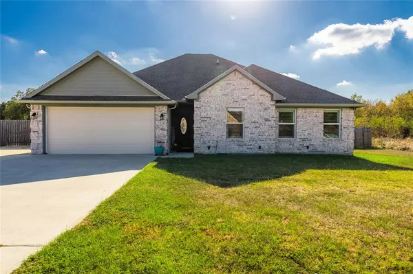 113 Janice Lane, Mabank, TX 75156