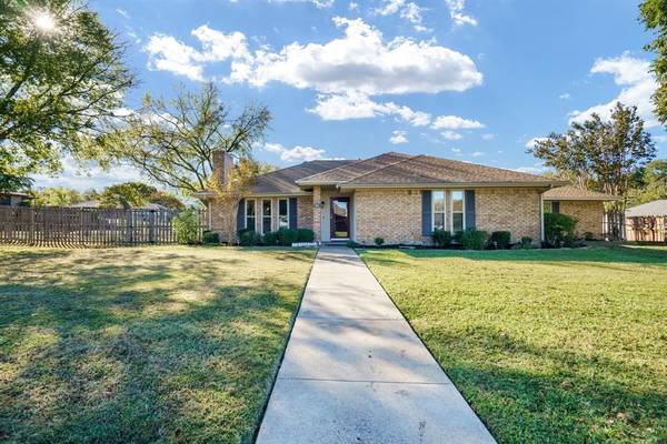 301 Shepards Hill Drive, Rockwall, TX 75087