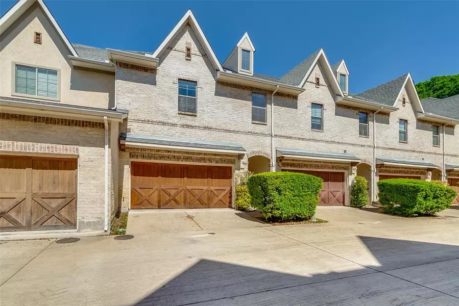 8819 Tudor Place, Dallas, TX 75228