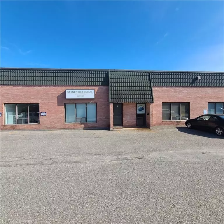 Milton, ON L9T 5A3,264 BRONTE ST #2