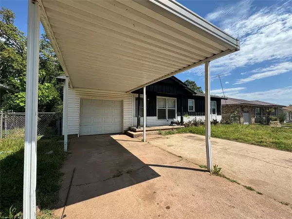 Harrah, OK 73045,20921 Silver Street