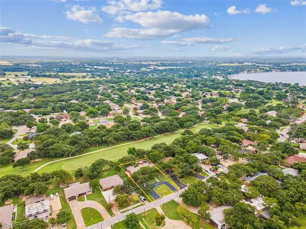 4114 Fairway Drive, Granbury, TX 76049