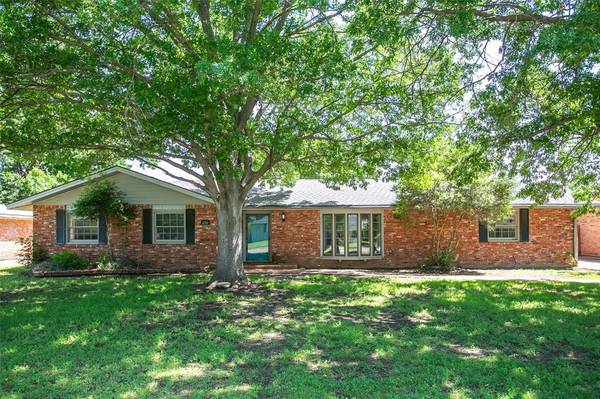 2711 Darwin Drive, Wichita Falls, TX 76308