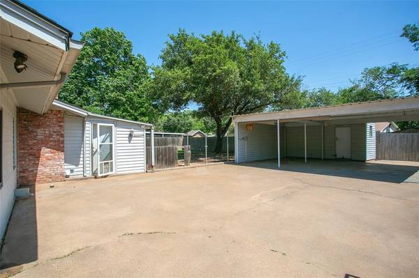 Wichita Falls, TX 76308,2711 Darwin Drive