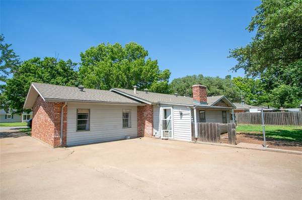 Wichita Falls, TX 76308,2711 Darwin Drive