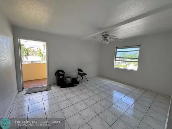 1211 NE 14th Avenue  #5, Fort Lauderdale, FL 33304