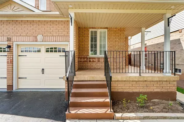 32 Gold Park PL, Brampton, ON L7A 2E1