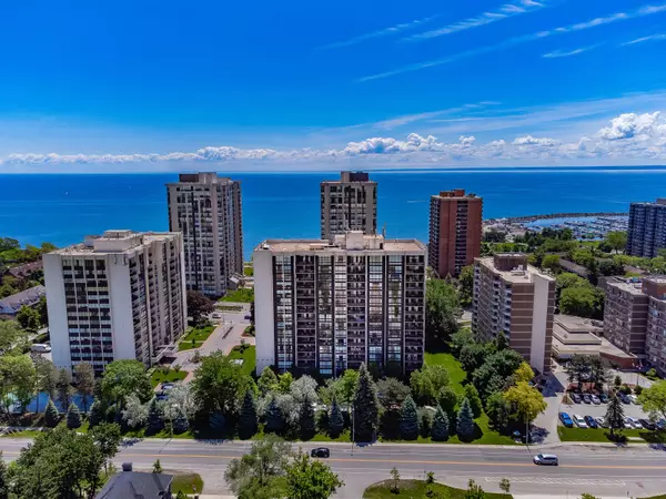 2185 Marine DR #1402, Oakville, ON L6L 5L6