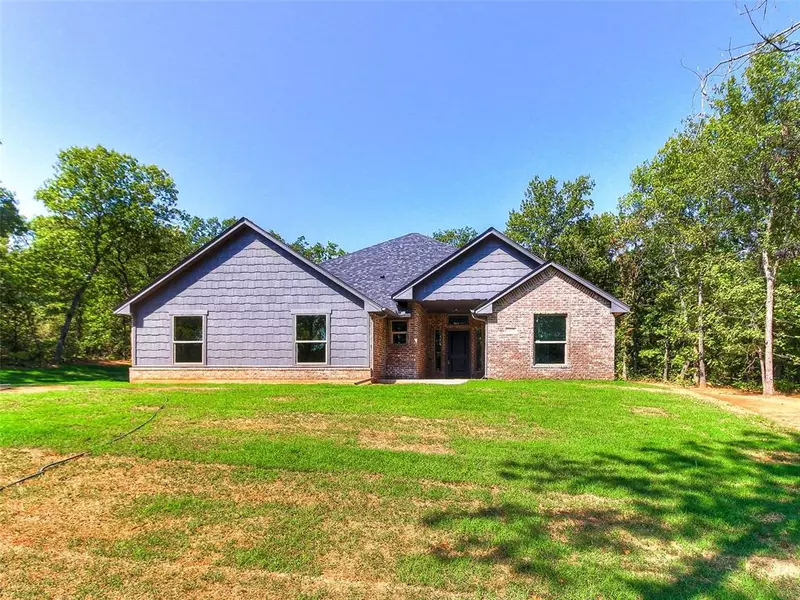 104779 S Pimlico Pass, Mcloud, OK 74851