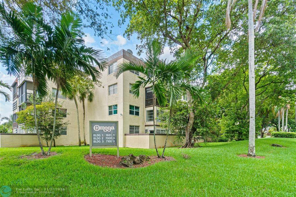 Plantation, FL 33313,7000 NW 17th St  #219