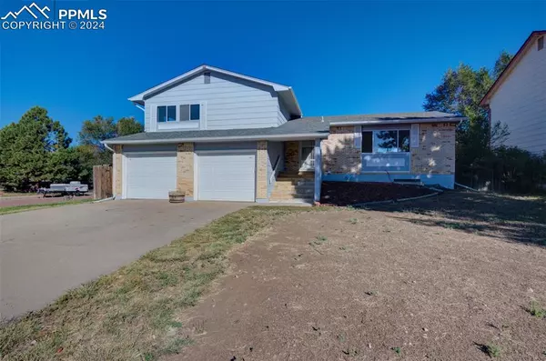 7250 Painted Rock DR, Colorado Springs, CO 80911